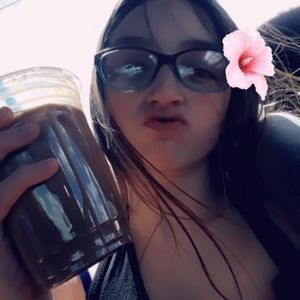 Meet your Posher, Fayth